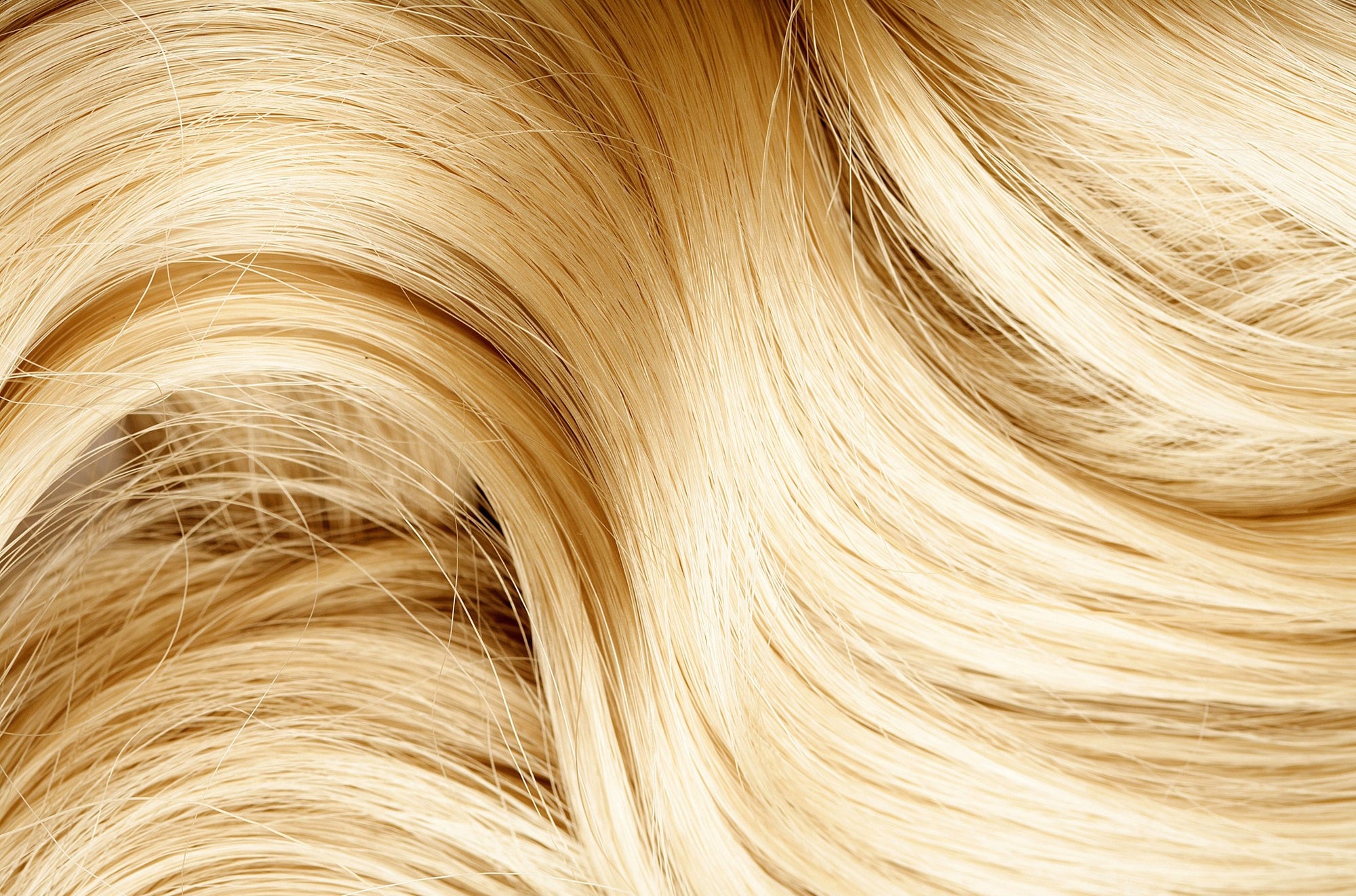 shiny hair extensions details